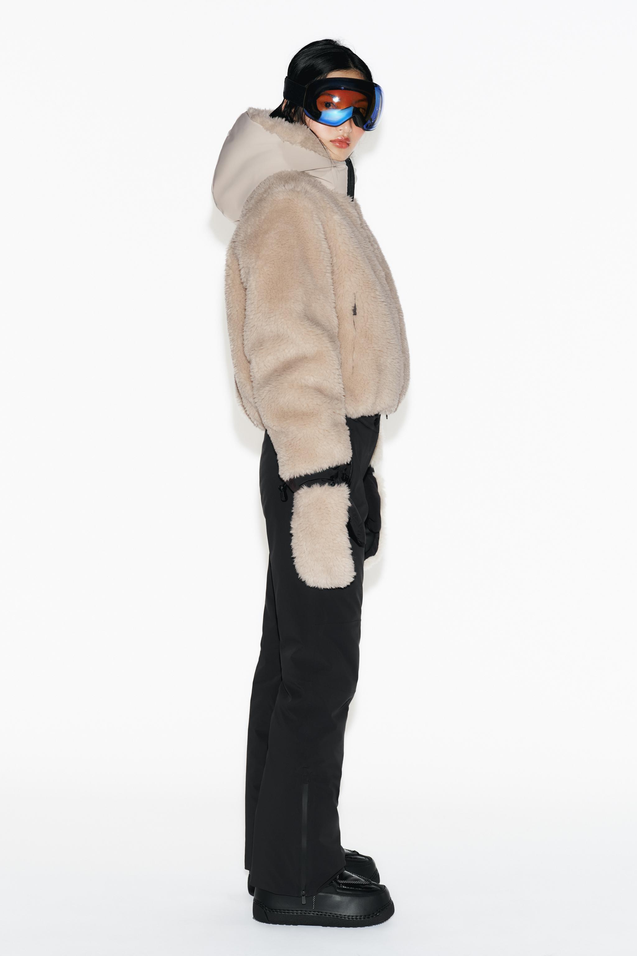 SHORT FAUX FUR HOODIE RECCO® TECHNOLOGY SKI COLLECTION